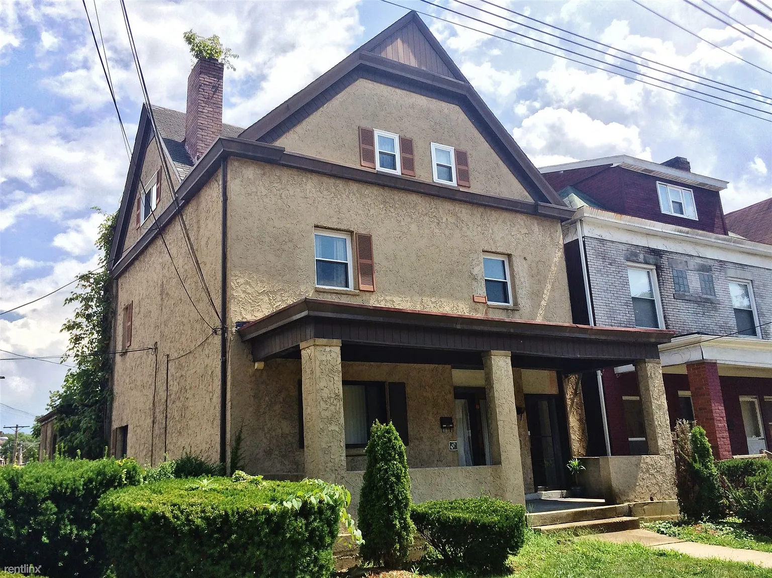 834 Highview St photo 1