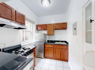 1052 Post St #32, San Francisco, CA 94109