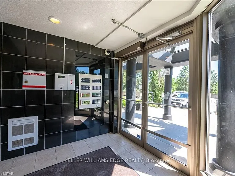 45 Pond Mills Rd #1007 — Photo 3