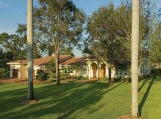 400 Holly Ln, Plantation, FL 33317