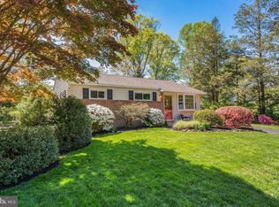6 Diane Dr, Malvern, PA 19355