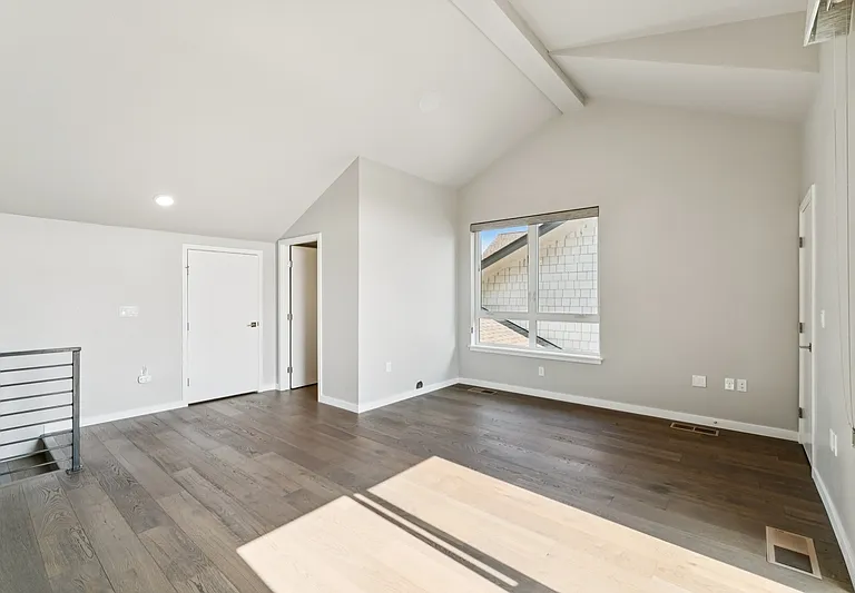 3520 N Prospect Ln #1 — Photo 37