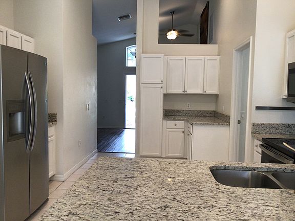 3rd image of 715 Somerstone Dr