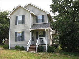 1st image of 3204 Rollingwood Dr
