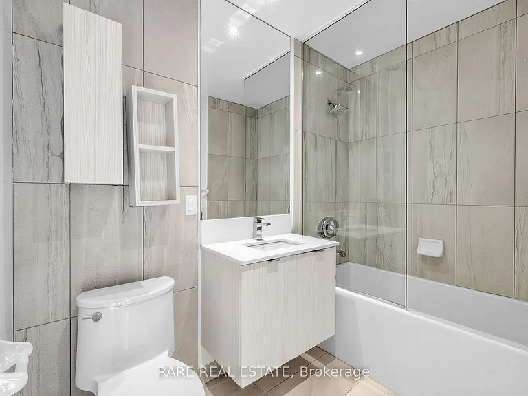99 Broadway Ave #105 — Photo 15