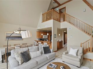 170 Snowbridge Way #222, The Blue Mountains, ON