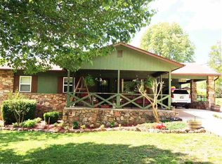 17 Rebel Heights Ln, Hardy, AR 72542