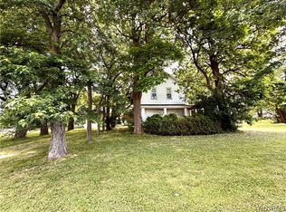 3627 Bowen Rd, Lancaster, NY 14086