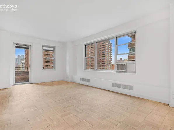 475 Fdr Drive image 2 of 16