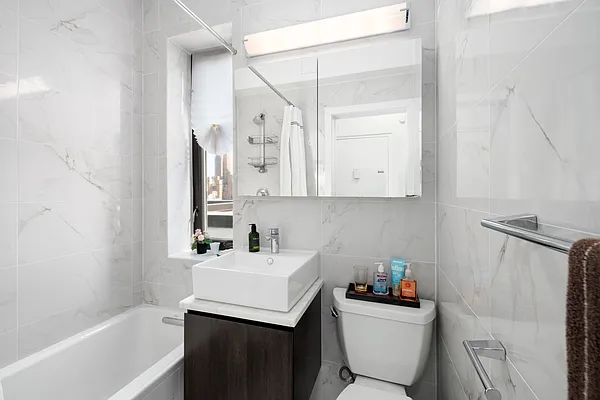 Rented by Douglas Elliman | media 8