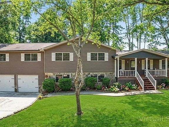 4th image of 942 Old Batesville Rd