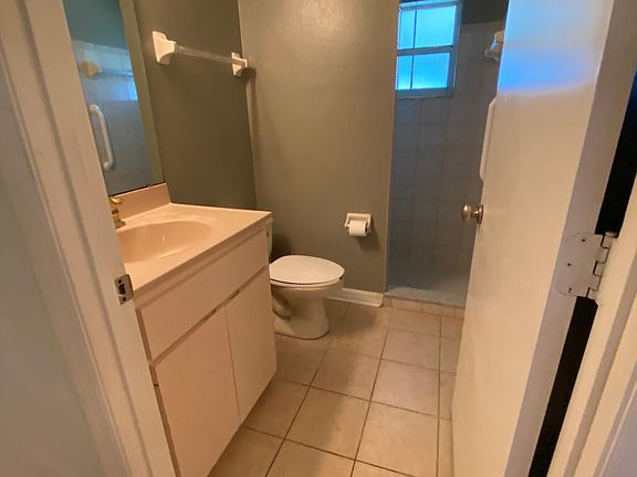 5th image of 517 Highland Dr
