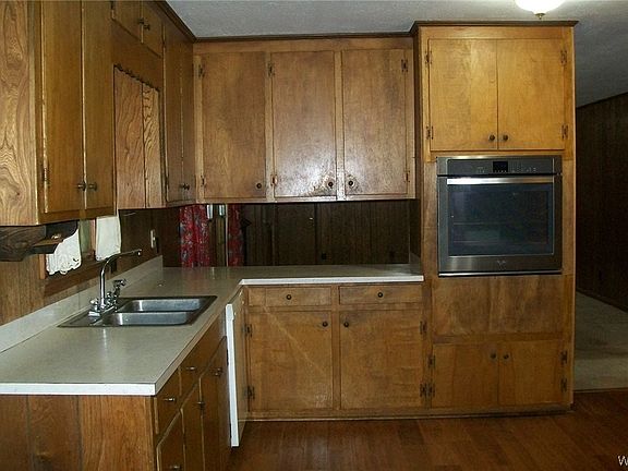 4th image of 516 Pine Hill Dr