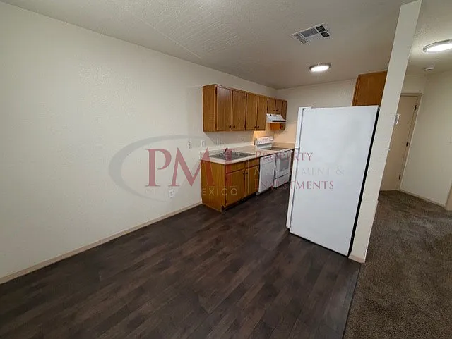 2306 S. Espina Street Unit C12 — Photo 47