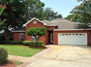 749 Vintage Cir, Destin, FL 32541