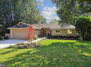 6204 Clearwood Rd, Bethesda, MD 20817