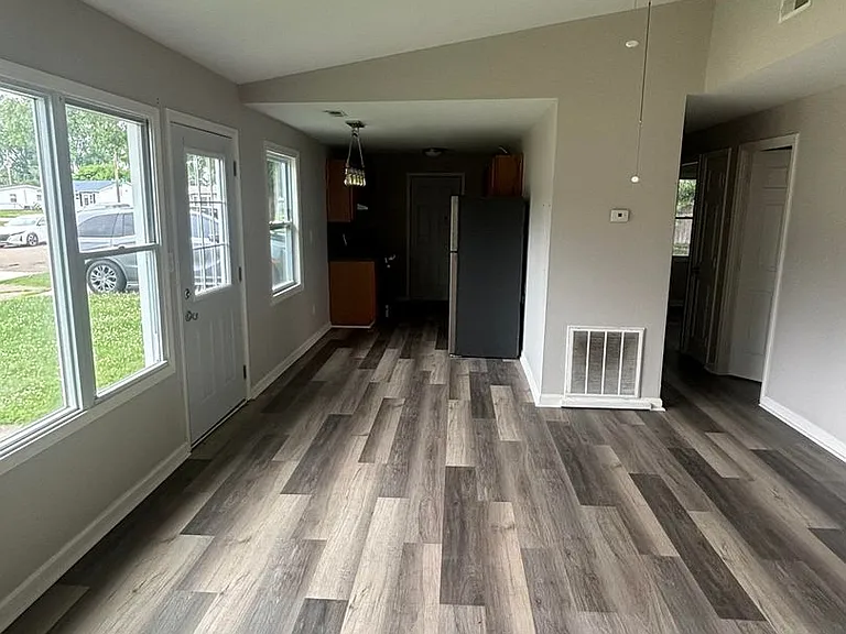 629 Jed Pl — Photo 9