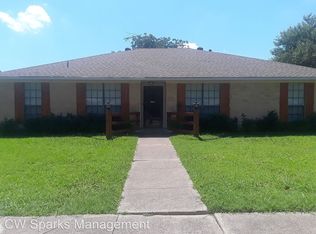 1217 Monterrey Dr, Garland, TX 75042