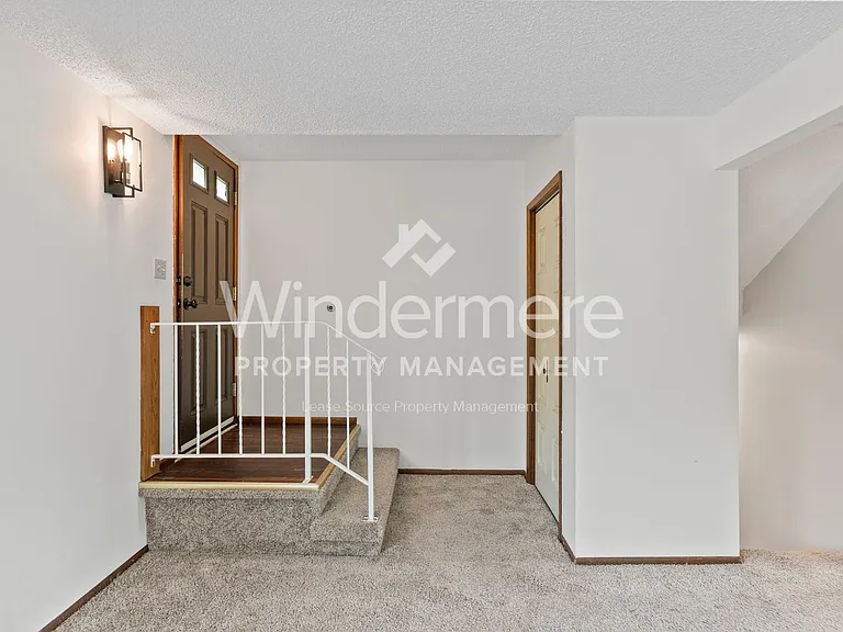 904 S McDonald Rd — Photo 18