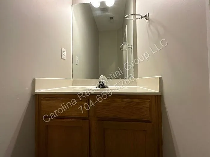 1606 Termini Dr — Photo 9