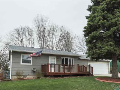 5601 S Danberry Dr, Sioux Falls, SD, 57106