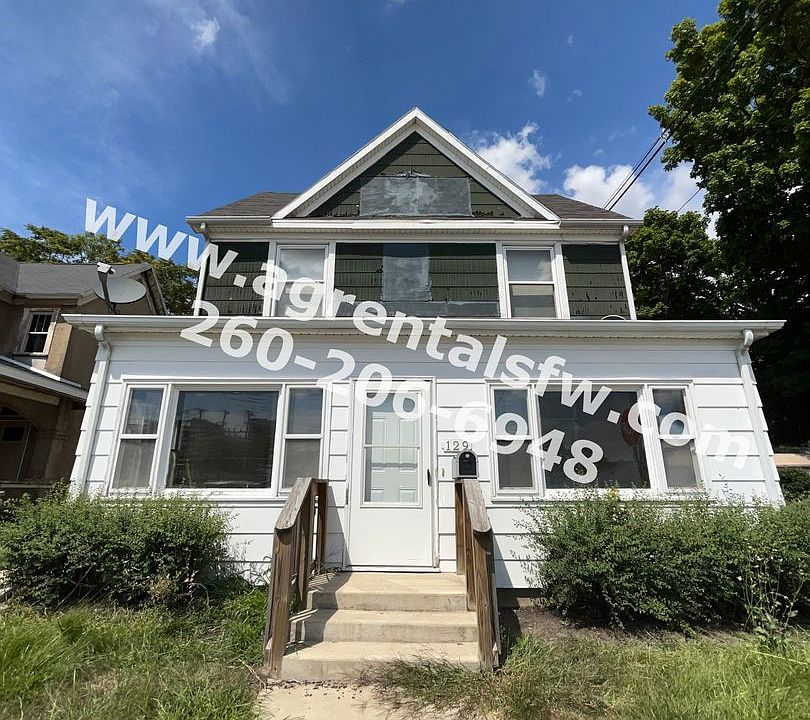 1st image of 129 E Washington St
