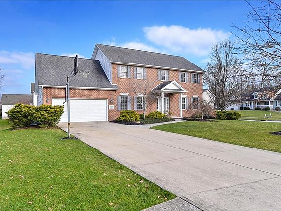 2nd image of 590 Hickory Hollow Dr
