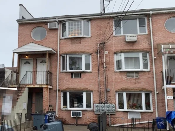 483 Maple St APT 2, Brooklyn, NY 11225
