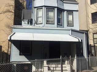 208 E Mosholu Pkwy, Bronx, NY 10458