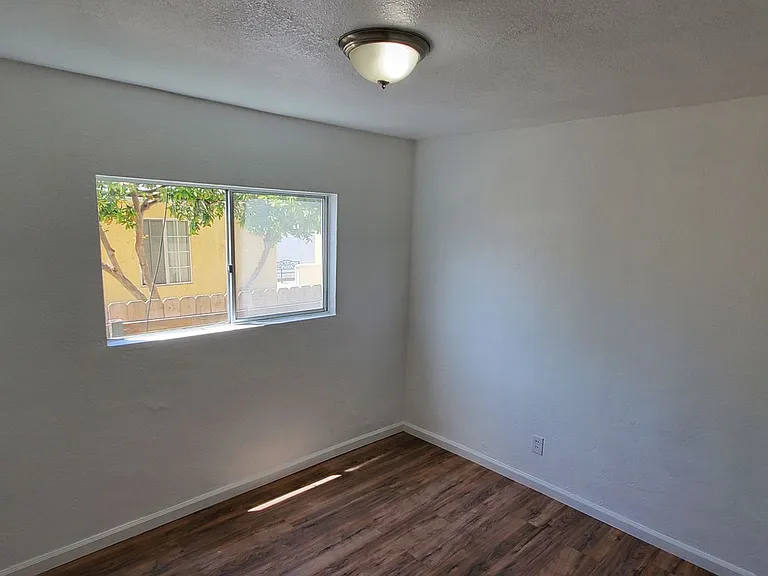 675 D St — Photo 10