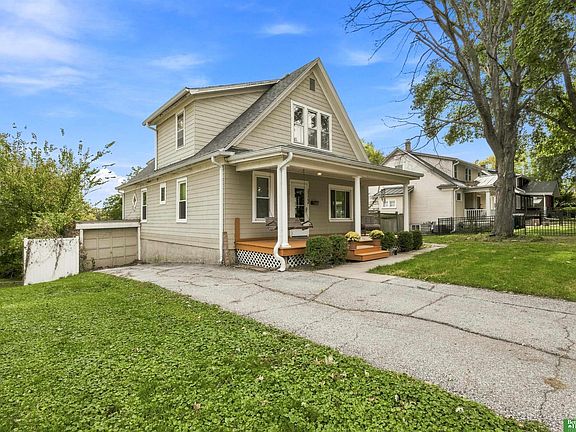 3rd image of 3123 N 58th St