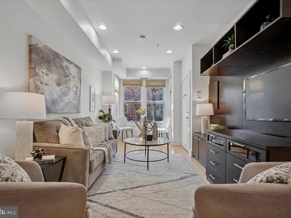 1215 11th St NW APT 1, Washington, DC 20001