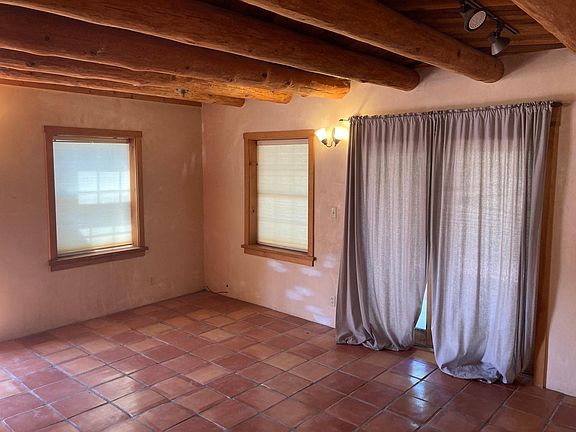 3rd image of 1117 Calle Largo