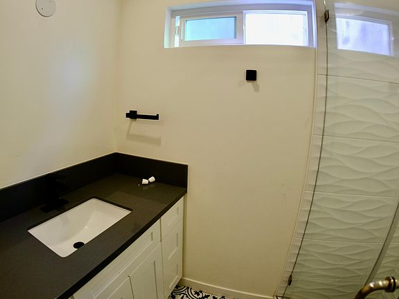2nd image of 2273 Grand Ave #6