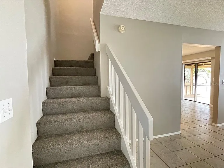 687 Lake Dexter Cir — Photo 11