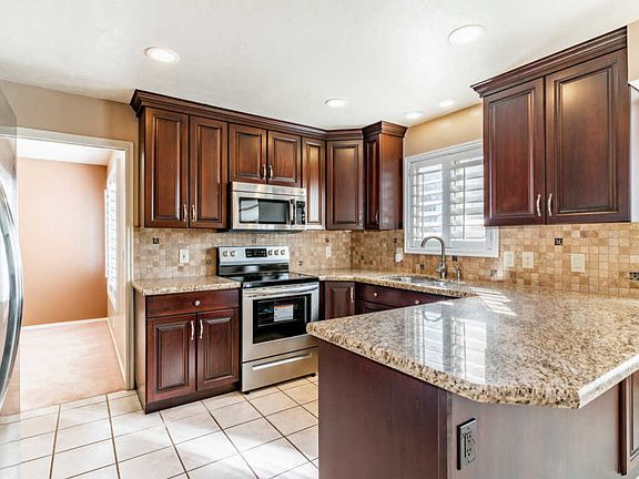 5th image of 2357 W Bridle Oak Dr
