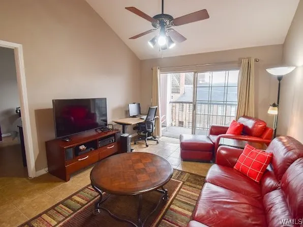 708 11th St APT 325, Tuscaloosa, AL 35401