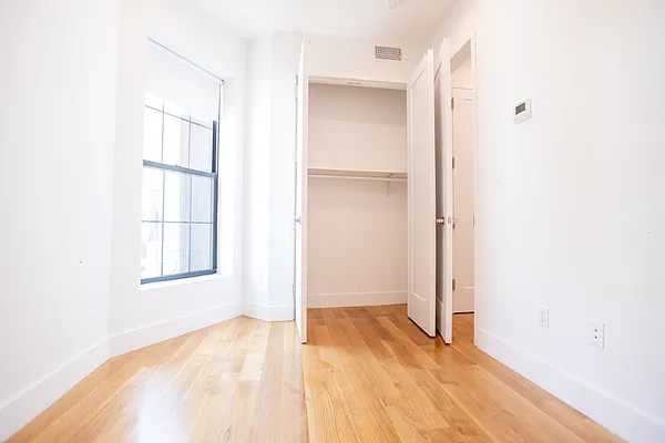 Rented by Keren Capital Group, LLC | media 23