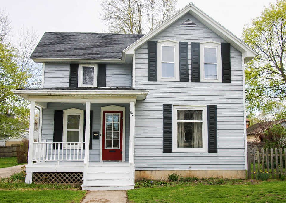 1st image of 52 Centennial Ave E