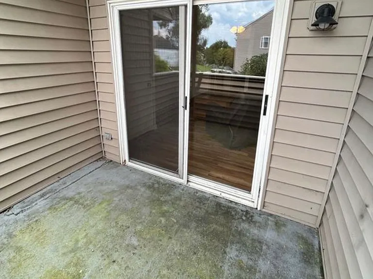 1336 Bradley Dr — Photo 11