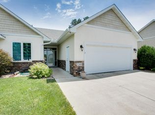 1760 Gettysburg Ct, Golden Valley, MN 55427