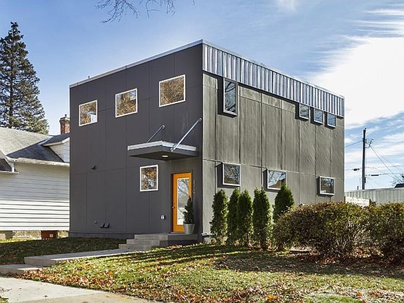2nd image of 870 Juno Ave