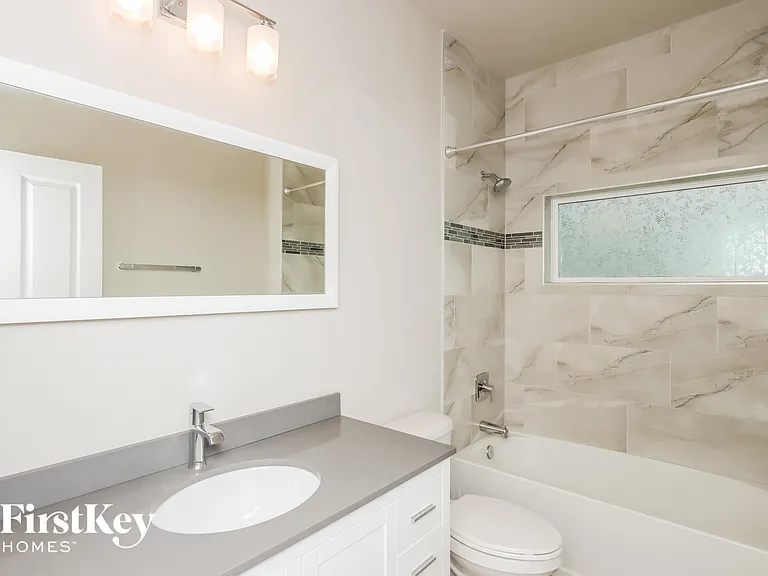 926 Braganza Ave SE — Photo 13