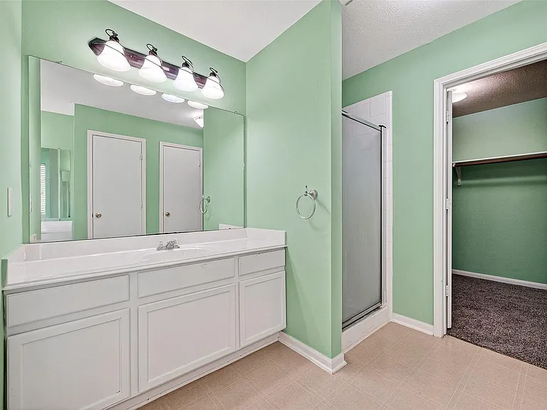 16102 Flatridge Ct — Photo 28