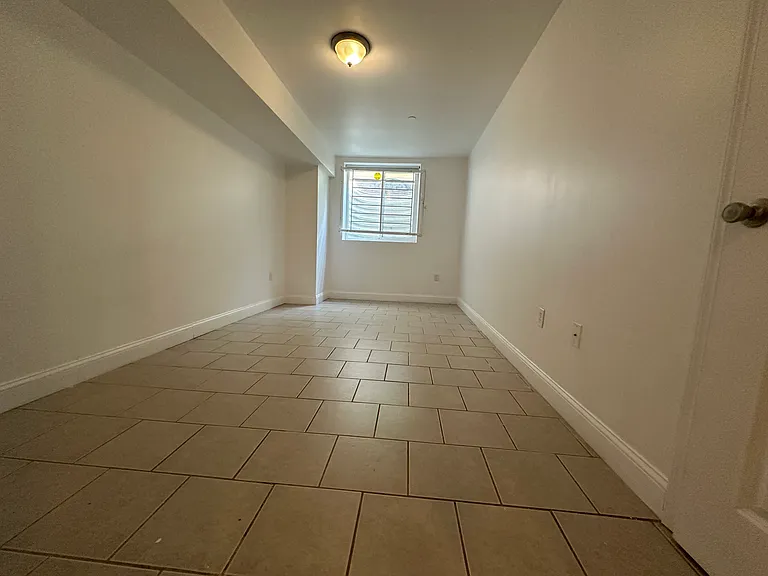 1935 N Gratz St #1 — Photo 10