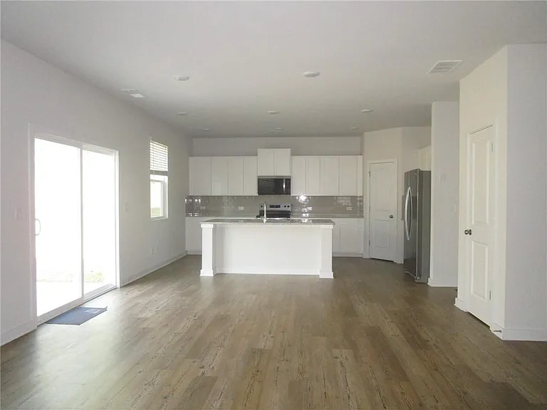5234 Mulberry Creek Way — Photo 8