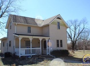 5015 110th St, Meriden, KS 66512