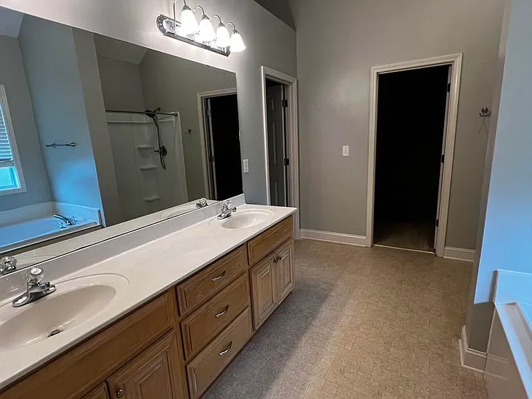 306 Hummingbird Ln — Photo 21