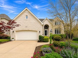 1235 Arborside Dr, Aurora, IL 60502