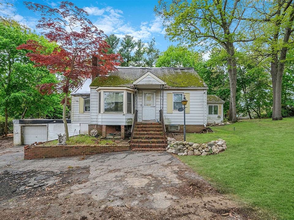 67 Horton Dr, Huntington Station, NY 11746 MLS 3477597 Zillow